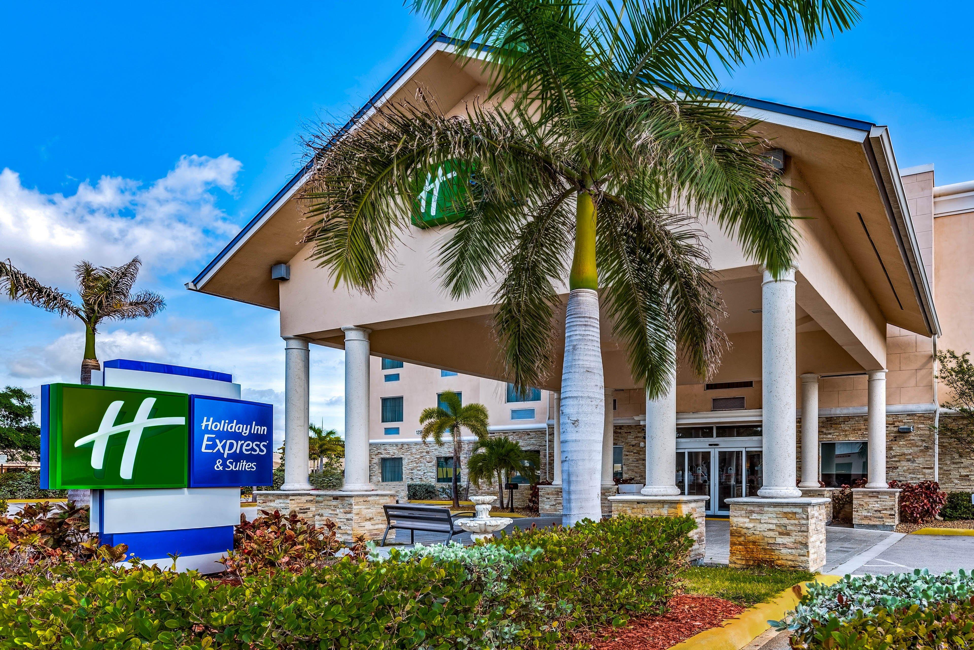 Holiday Inn Express & Suites Lantana By Ihg מראה חיצוני תמונה